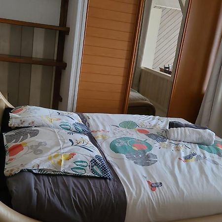 Appartement Vue Mer, Rdc, Plage De Trestrignel Perros-Guirec Eksteriør billede
