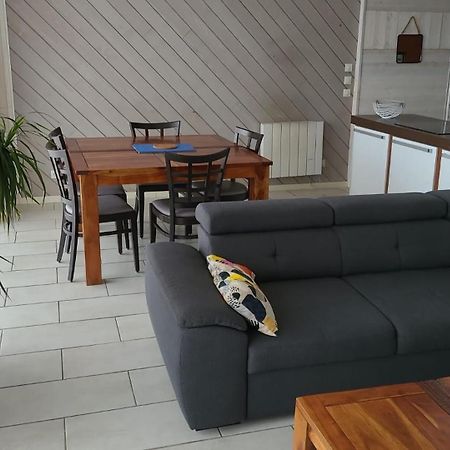 Appartement Vue Mer, Rdc, Plage De Trestrignel Perros-Guirec Eksteriør billede