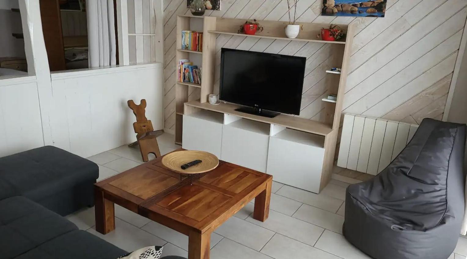 Appartement Vue Mer, Rdc, Plage De Trestrignel Perros-Guirec Eksteriør billede